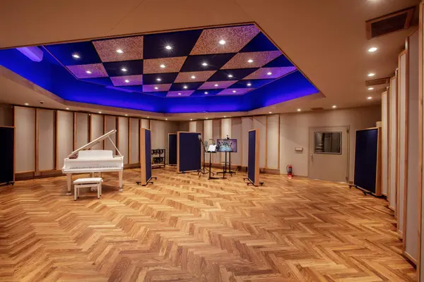 B Production recording studio by Brett Acoustics