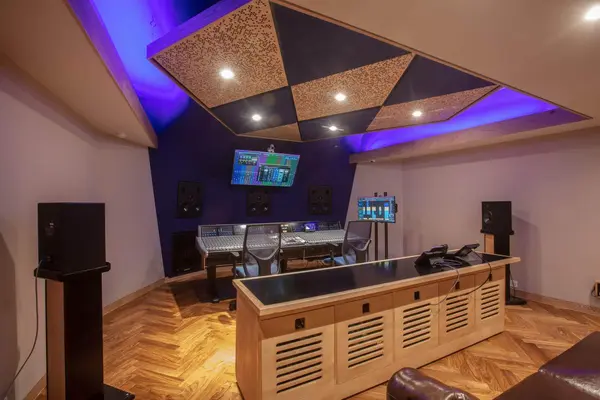 B Production recording studio by Brett Acoustics