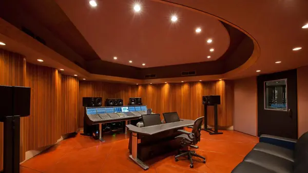 DSC recording studio by Brett Acoustics