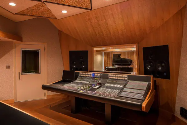 Deep River recording studio by Brett Acoustics