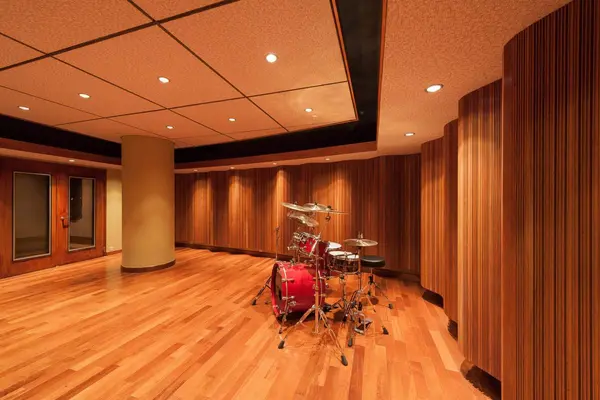 SoundStruck recording studio by Brett Acoustics