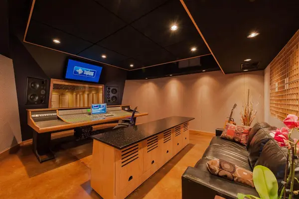 Truphonic recording studio by Brett Acoustics